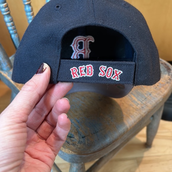 Boston Bruins Baseball Cap - Picture 2 of 4